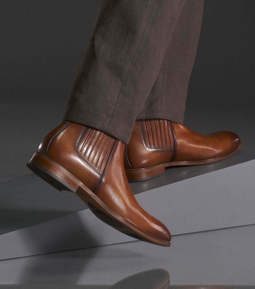 Bradley Plain Toe Chelsea Boot