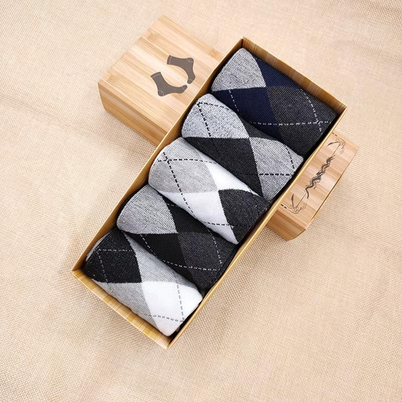 Classic Argyle Patterned Business Socks