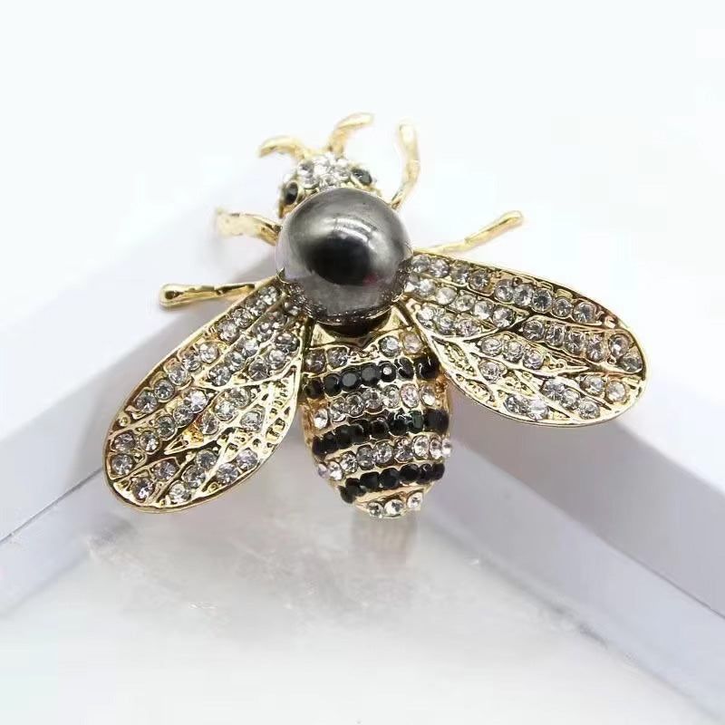B's Closet Signature Bee Brooch Pin