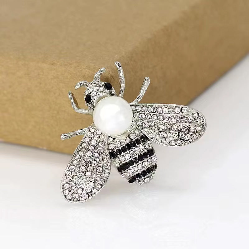 B's Closet Signature Bee Brooch Pin
