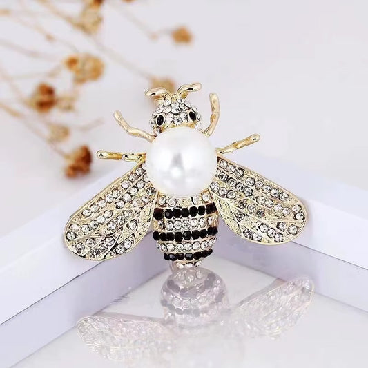 B's Closet Signature Bee Brooch Pin